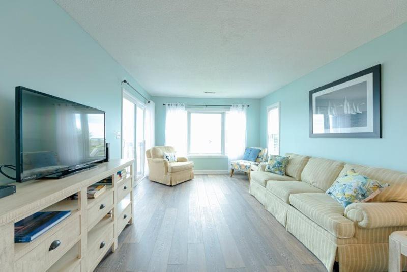 Sandy Dunes Oceanfront Condo - Just Renovated June 2020 Myrtle Beach Exterior foto