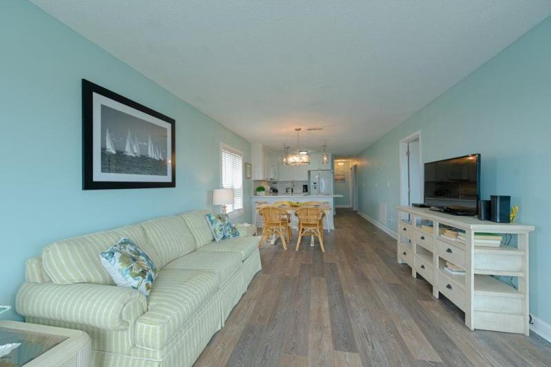 Sandy Dunes Oceanfront Condo - Just Renovated June 2020 Myrtle Beach Exterior foto